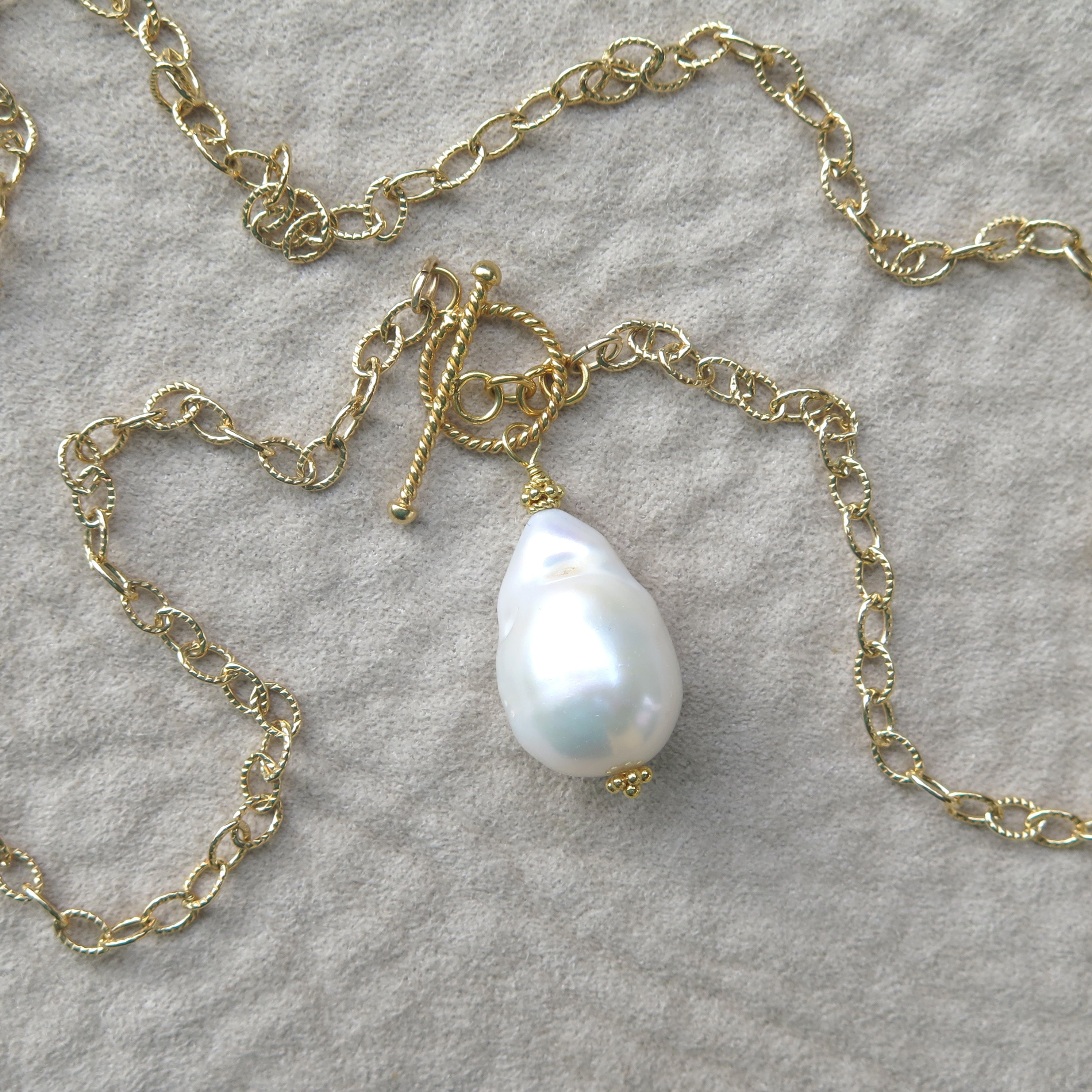 Delicate Back Drop Pearl Necklace » Gosia Meyer Jewelry