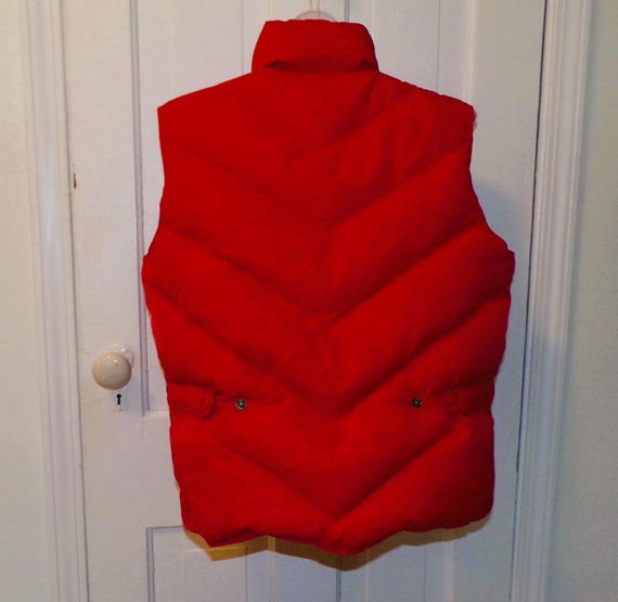 Red Down Puffer Vest Vintage Eddie Bauer Zip Pockets Adjustable Waist Goose Down Winter Wear Puffy Christmas Red Vest Women size L