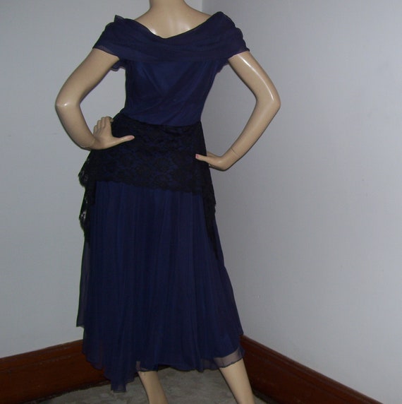 50s Evening Dress Sheer Net Lace Midnight Blue Of… - image 4