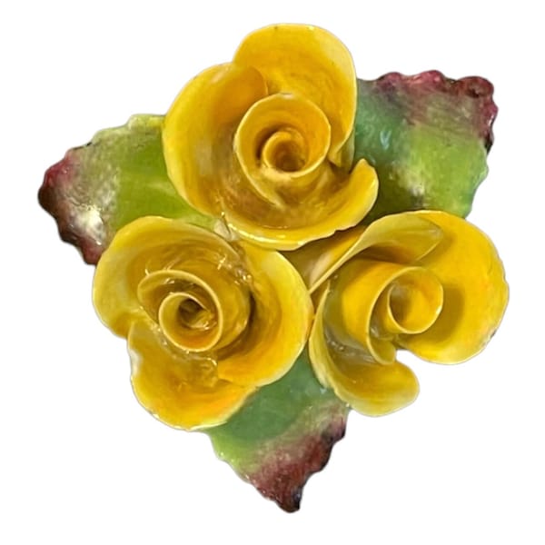 Beautiful Vintage STAFFORDSHIRE Cara China Brooch Pin with 3 Yellow Roses and Green leaves. Hand Painted. 1950s. Made in England. Rare