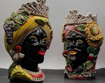 Teste di moro in Ceramica di Caltagirone  corona e frutta  altezza 30 cm