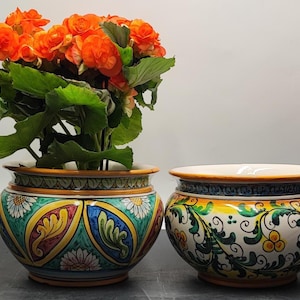 Caltagirone Ceramic vase holder 20 cm and various coloring