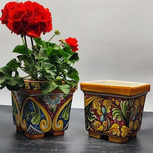 Caltagirone Ceramic vase holder 17 cm and various coloring