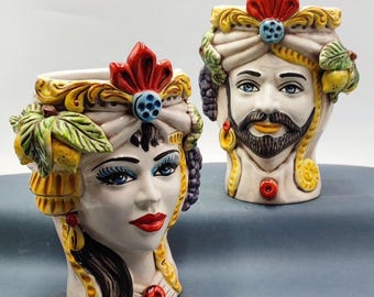 Teste di moro  ceramica di Caltagirone ,modello con frutta  altezza 26  cm