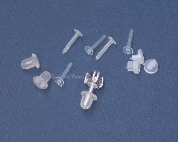 200 Pairs Clear Earrings for Sports, Plastic Transparent Earrings Clear  Stud Earrings Clear Earrings for Women Men Sports Work Jewelry Makings  (3mm