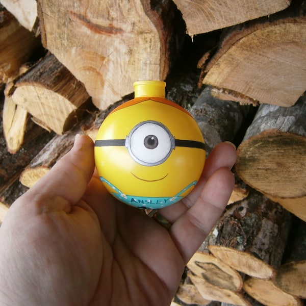 Mein kleines Mädchen Minion Weihnachtsornament personalisiert für gratis Cartoon Charakter auffallend mir bruchsicher oder Glas