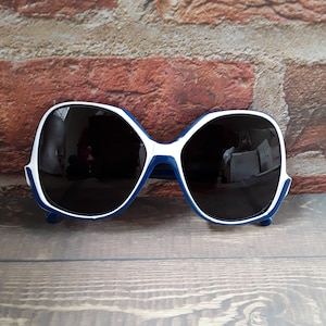 Vintage 60s or 70s Ladies Blue & White Sunglasses, 1970s Breakwater Eyewear