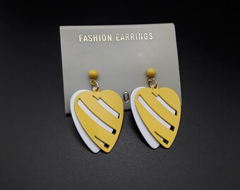 Vintage 80s Yellow Heart Metal Earrings, Hearts Jewelry, New 1980s NOS