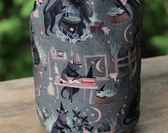 Witchy black cats knitting or crochet project bag, WIP bag, drawstring bag, Rummikub tile bag Goblincore, Suebee