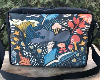 Witch zippered shoulder bag tote, Witch Study, Medium Honeysuckle