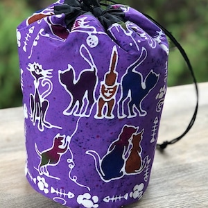 Batik cats knitting or crochet project bag, WIP bag, drawstring bag, Rummikub tile bag, reusable gift bag, Suebee