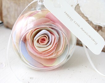 Personalise 2nd Wedding Anniversary Cotton Rainbow Rose in Glass Globe, Choose Anniversary Year Tag, Gift for Wife, Husband, Couple, UK Shop