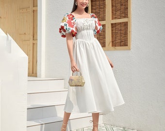 Geraffte Büste Kleid | Elegantes Frauen Kleid | Festliches weißes Kleid | Frauen Ausgestelltes Kleid | Vintage Kleid | Kleid mit Puffärmeln | Florale Ärmel