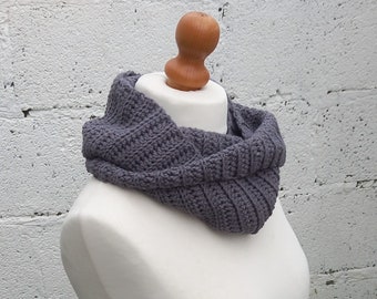 JET SCARF - Crochet Pattern for Textured Infinity Scarf - Cotton - Vegan - PDF