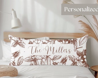 Almohada corporal personalizada con apellido idea de regalo para recién casados personalizable para regalo de inauguración de la casa regalo de funda de almohada para aniversario