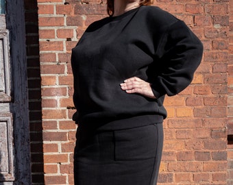 Elegant Black Knit Sweater and Pencil Skirt Set for Sophisticated Office Look - Timeless Classic Ensemble