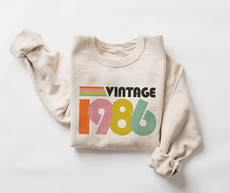 Vintage 1986 Sweatshirt 40th Birthday Gifts for Women 40th Birthday Gift for Mom Fortieth Sweater Born in 1986 Gift for Her Unique Unisex image 2