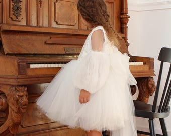 Ivory Birthday Baby Girl Dress, Tulle Lace Ensemble, Flower Tutu Dress for Girl, Wedding Baby Dress, Flower Girl Dress with Train Bow