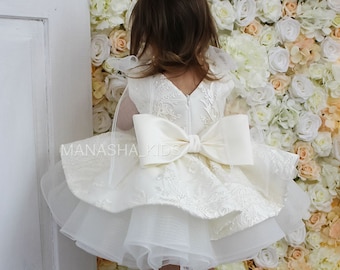 Ivory Flower Girl Dress, Puffy Girls Dress, Baby Birthday Party Dress with Flowers Lace, 1st Birthday Tutu Dress, Junior Bridesmaid Dress