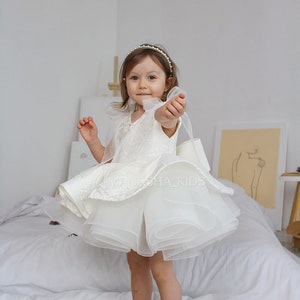 Flower Girl Dress, First birthday dress, Flower Girls Outfit Tulle Tutu Dress Toddler Dress Baby Wedding Dress, Girls Photo Shoot Dress