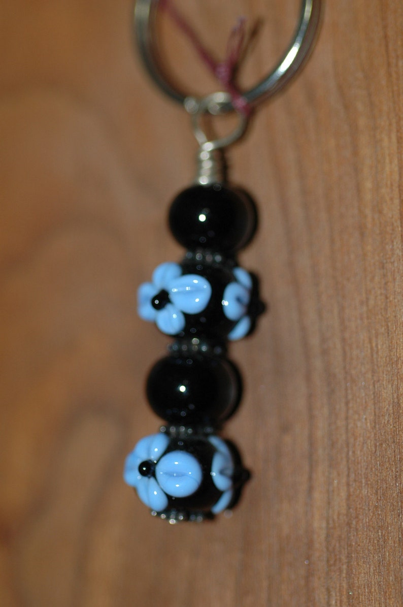 Black and Periwinkle Key Ring 画像 2