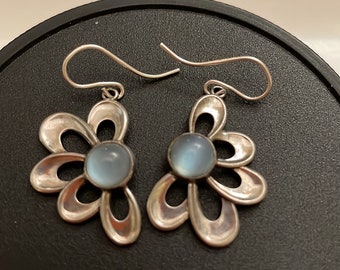 Cabochon Moonstone Sterling Silver Daisy Dangle Earrings Vintage