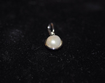 Estate Antique Victorian 10K and 14K Gold Genuine Pearl Pendant