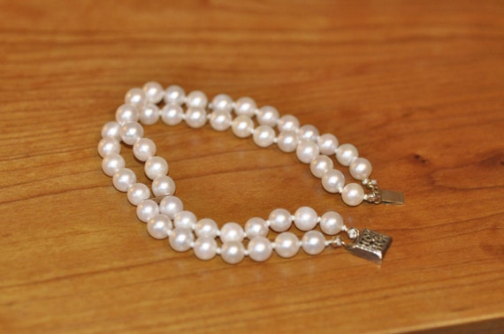 Vintage Double Strand Pearl Bracelet - image 2