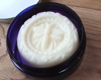 Citrus Delight: Natural Lotion Bar with Pure Beeswax - Lemon Vanilla, Solid Hand Cream