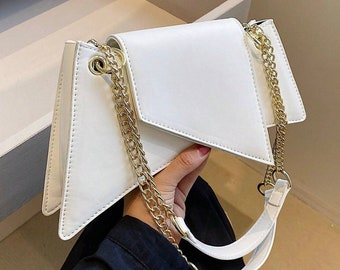 Fashionable White Or Black Unique Shaped Chain Shoulder Bag