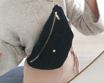 sac banane xl gaze noir, avec détaille dore, sac banane, sac banane en coton.