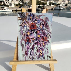 Flores delicadas abstratas flor de verão pintura a óleo em tons pastel. buquê caprichoso de flores pintura pastel flores abstratas