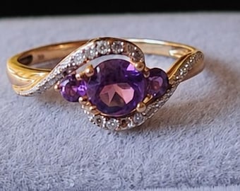 Vintage 9kt gouden ring met amethist en diamant | Gestempeld geelgoud | Elegante paarse edelsteen | Unieke sieraden