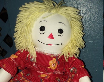 Classic Ivory 20" Raggedy Ann Handmade doll-Soft doll-Rag doll-baby doll-Keep Sake doll with hand embroidered face and yellow hair