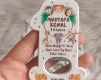 Imán personalizado para baby shower: abrebotellas con temática animal