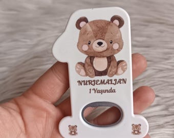 Imán para baby shower con forma de osito de peluche: abrebotellas personalizable
