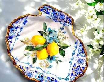 Italian Amalfi Coast Seashell Trinket Dish: Chinoiserie Tile & Lemons