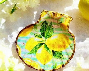 Handcrafted Shell Trinket Dish: Amalfi Coast Lemon Ring Dish