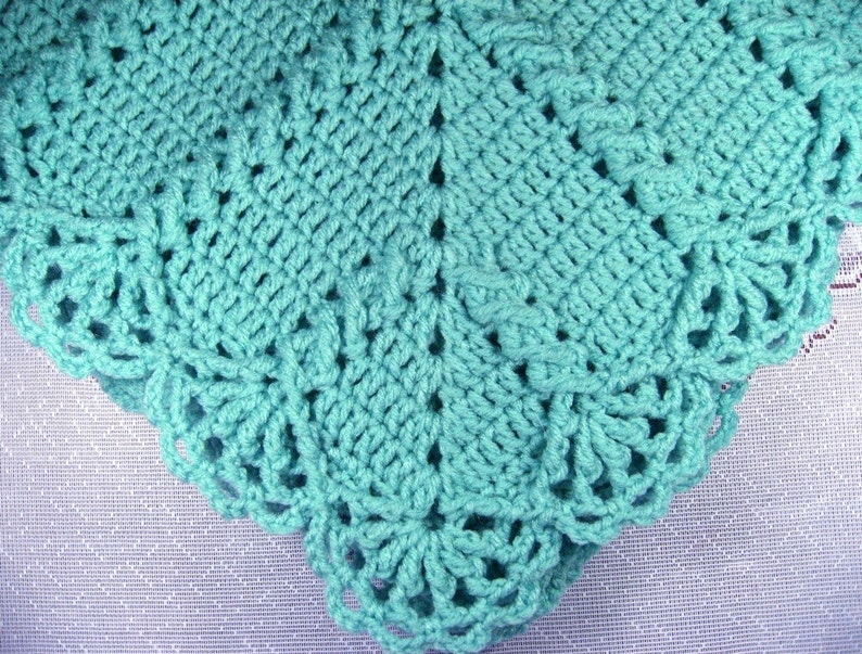 PDF Pattern Crocheted Baby Afghan, CAR SEAT Size and Newborn Size Blanket Granny Twist image 1