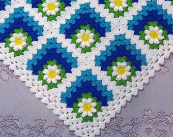 PDF Pattern Crocheted Baby Afghan, MITERED Summer DAISY Baby Afghan Blanket Pattern