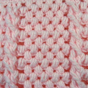 Patron PDF au crochet pour bébé afghan, taille de siège de voiture et couverture de taille nouveau-né Strawberry Twist image 4