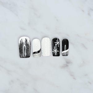 Winter Vibes | Snow and sweater reusable press on nails |Christmas Nails | Fake Nails | Glue On Nails | Square, Coffin, Almond, Stiletto