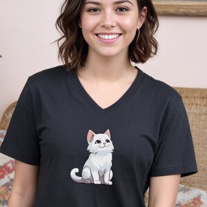 Cute Anime Cat Shirt for Women and Teens – Kawaii Kitten Graphic Tee – Soft Casual Cat Lover Gift – Adorable Cartoon Animal T-Shirt