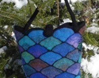 Felted Stained Glass Fan Bag Pattern  (knit)