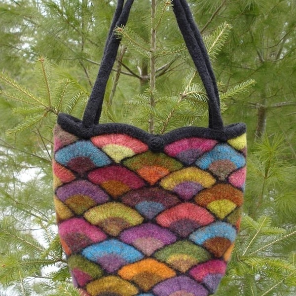 Felted Stained Glass Fan Bag Pattern  (knit)