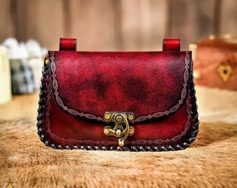 Sac médiéval fantastique cosplay en cuir rouge