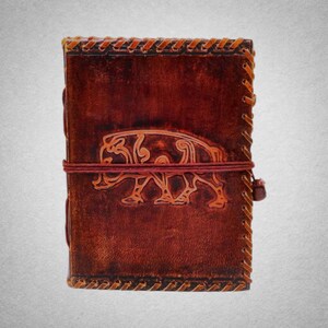 Carnet Médiéval en Cuir Sanglier Viking – Journal Nordique – Carnet Fantastique Cosplay