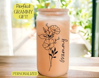 Taza de café helado personalizada para regalo de GRAMMY Vaso de vidrio esmerilado para Grammy Taza de vidrio personalizada Regalo para Grammy Vaso esmerilado Tapa con pajita