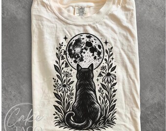 Floral Cat TShirt for Cat Mom, Cat Moon Shirt, Cottagecore Wildflower Tee for Celestial Cat Lover Gift, Botanical Moon Graphic T-Shirt