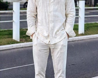 Conjunto de camisa y pantalón de lino color crema para hombre, atuendo ligero de verano para la playa.